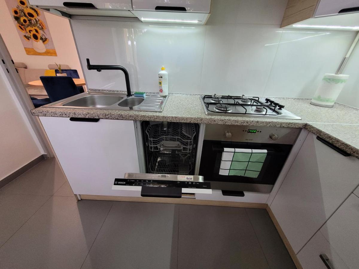Apartament Zabrze Grzybowska Екстериор снимка
