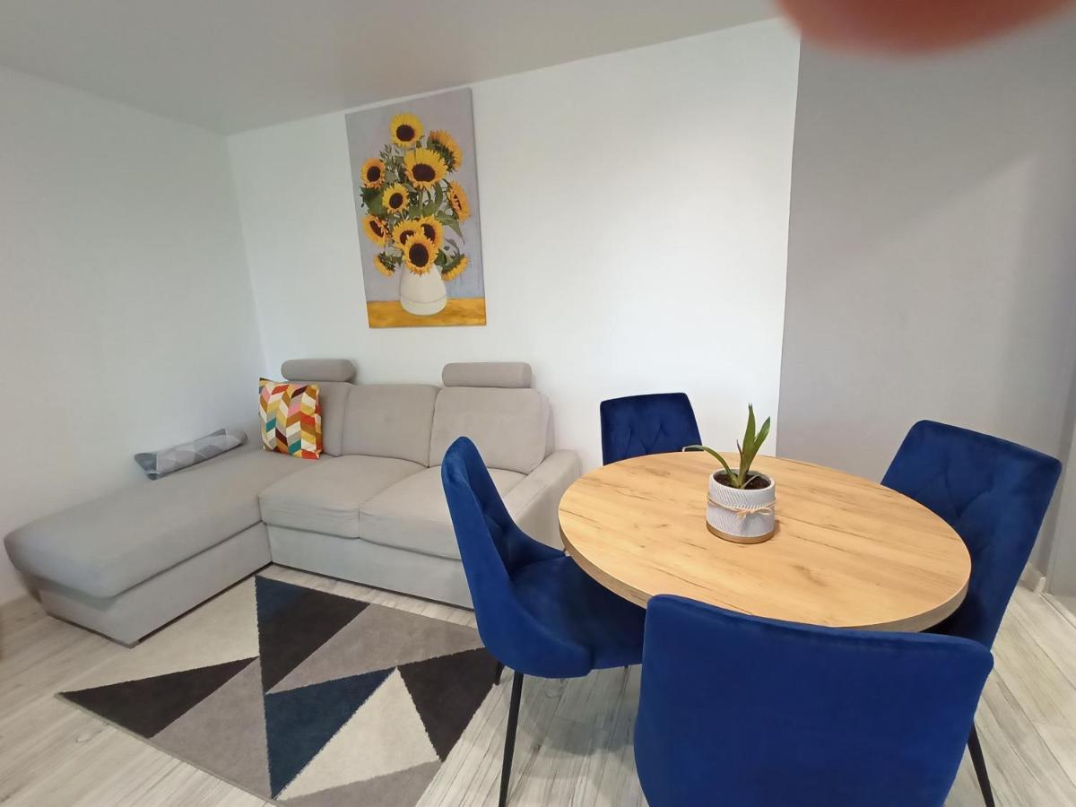 Apartament Zabrze Grzybowska Екстериор снимка